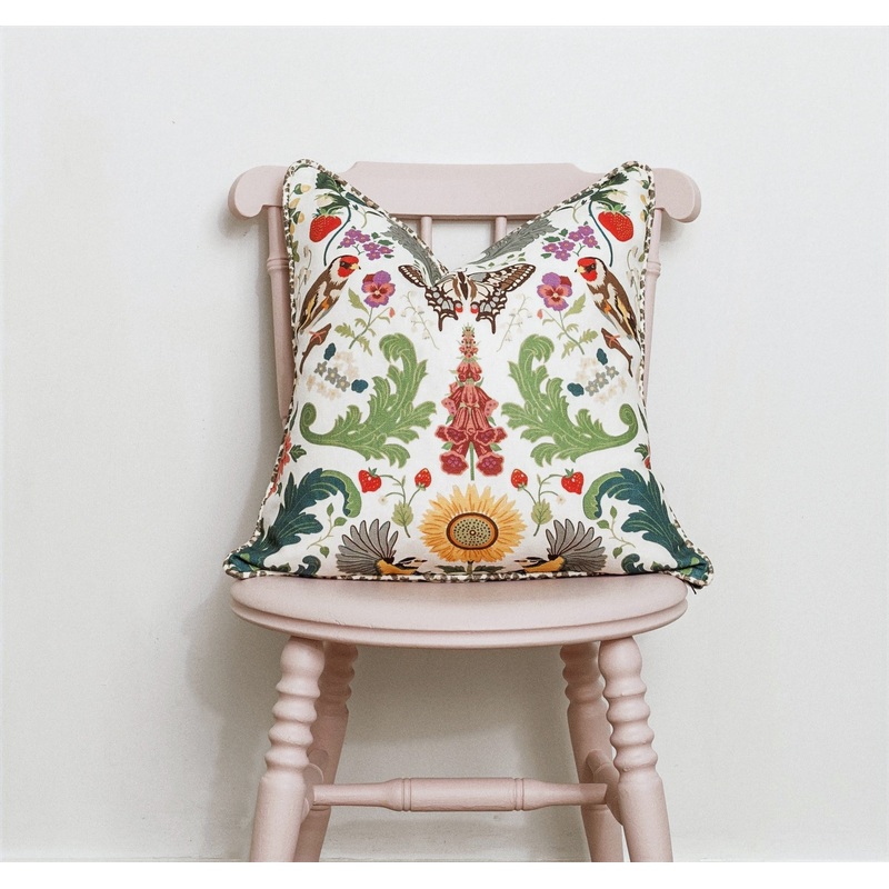 Admiral Ivory Cushion with Medium Linen