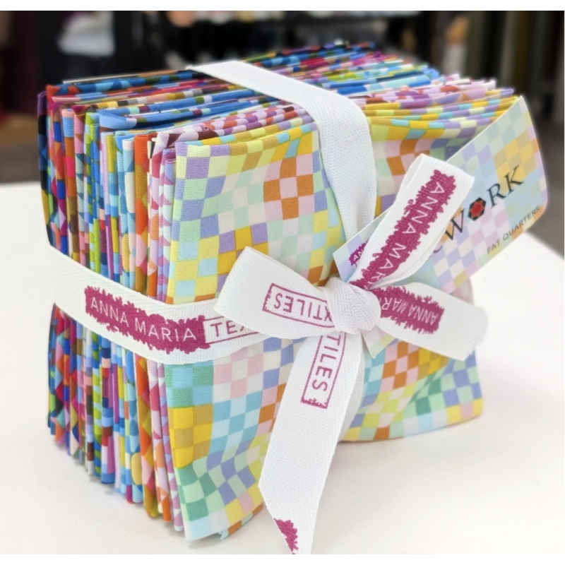 Piecework Quilt Fabric by Anna Maria Parry - 18 piece Fat Quarter Bundle - FQPIECE18-10